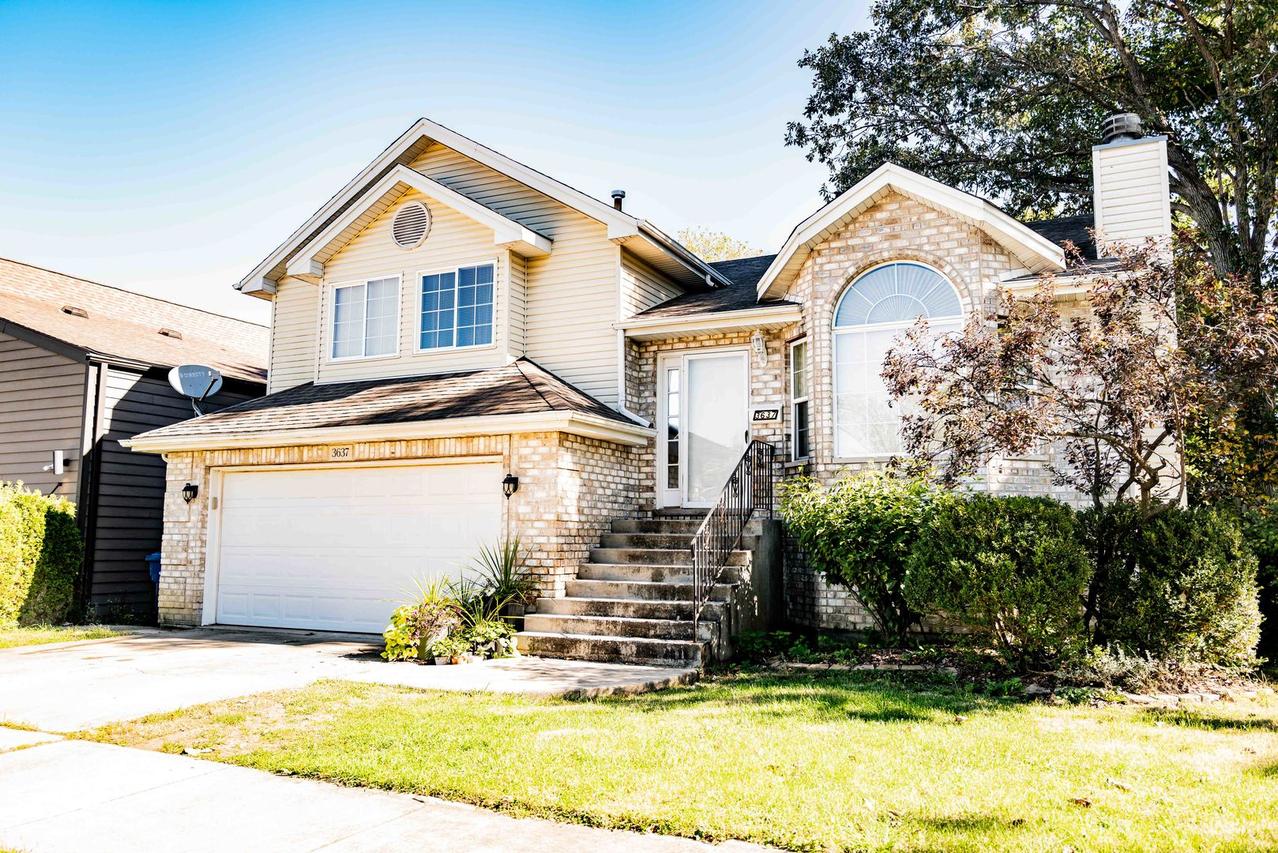 3637 Peoria St., Steger, IL 60475
