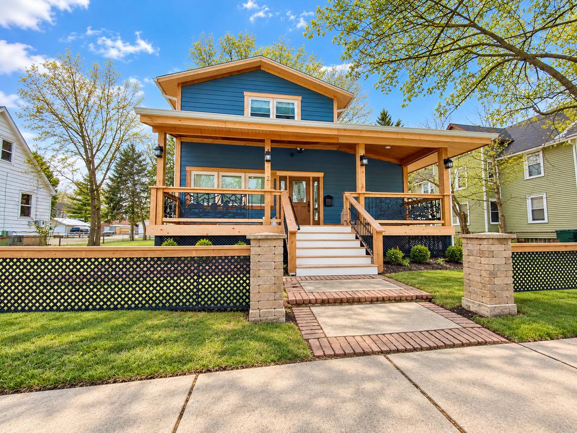 1122 Lincoln St., North Chicago, IL 60064