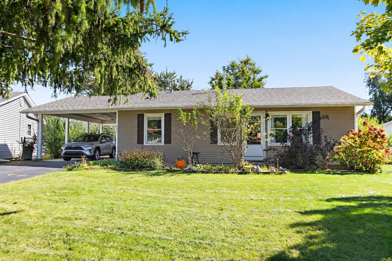 112 Mccabe Dr., Streamwood, IL 60107