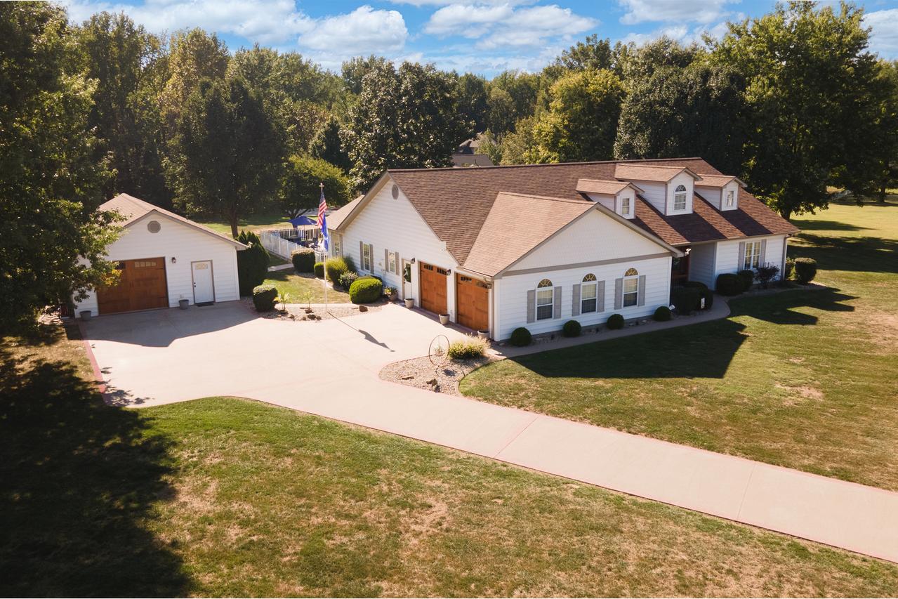 69 Maynor Ct., Murphysboro, IL 62966