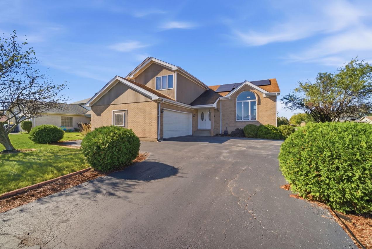 20104 Marlin Ave., Lynwood, IL 60411