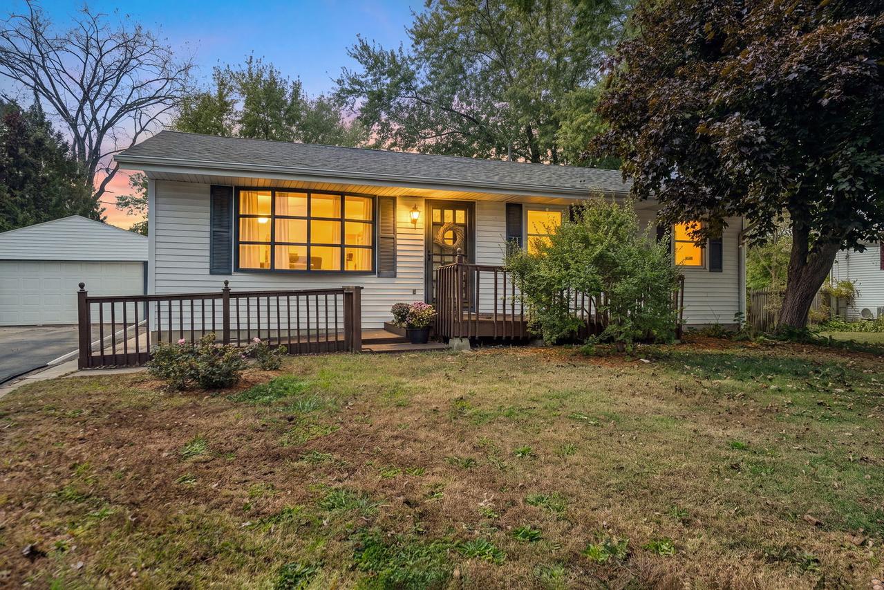7380 N Oak Dr., Stillman Valley, IL 61084