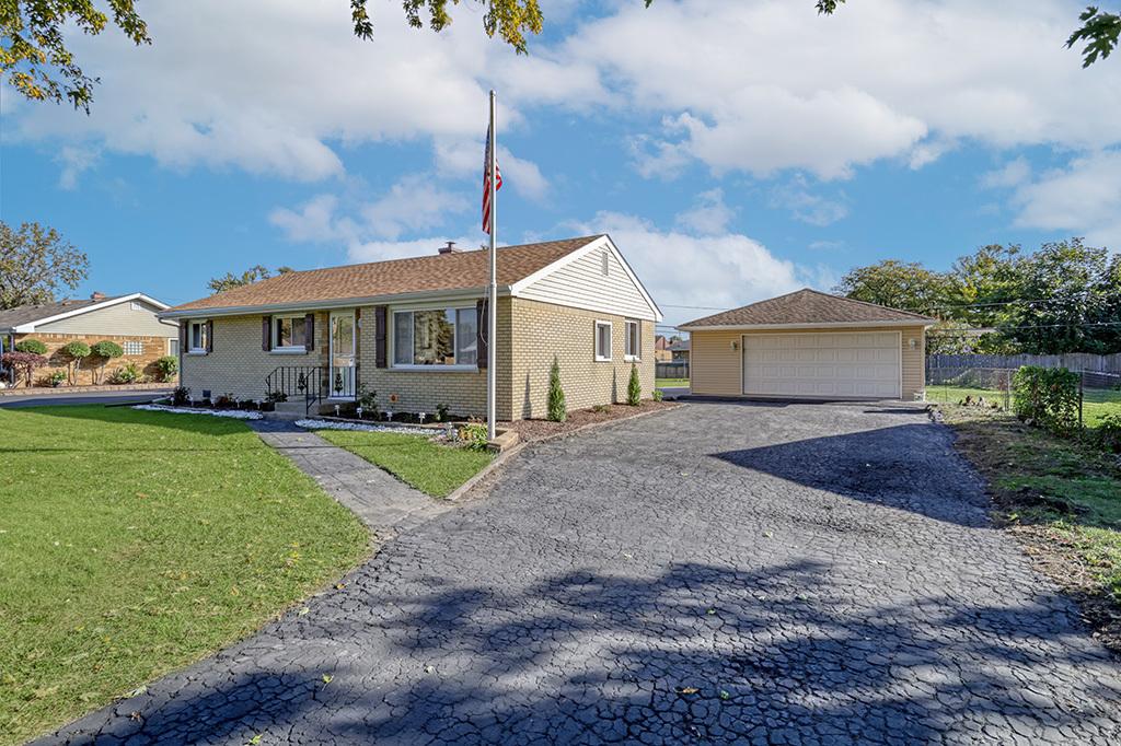 8219 S 82nd Ct., Justice, IL 60458