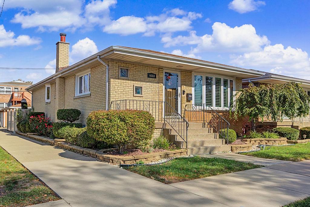 7058 W 63rd Pl., Chicago, IL 60638