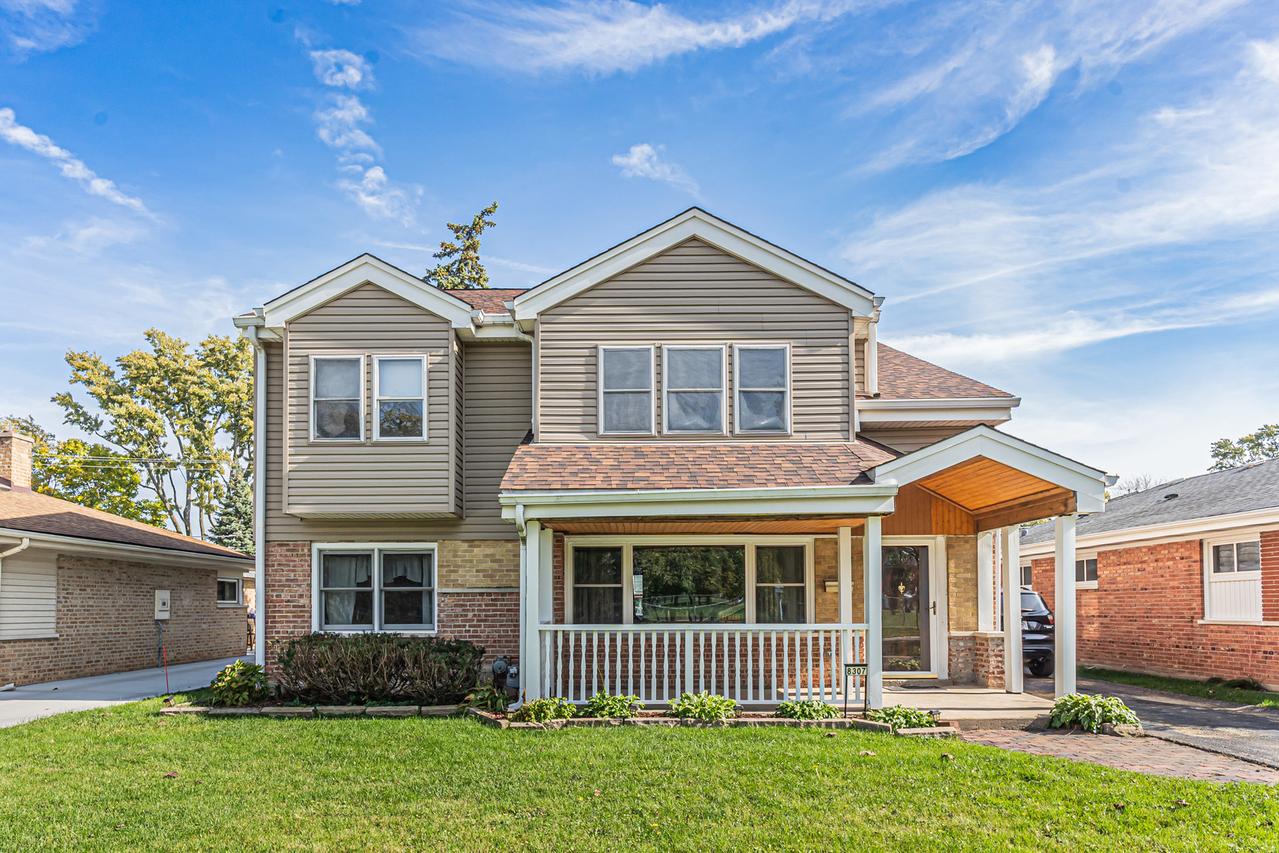 8307 N Washington St., Niles, IL 60714