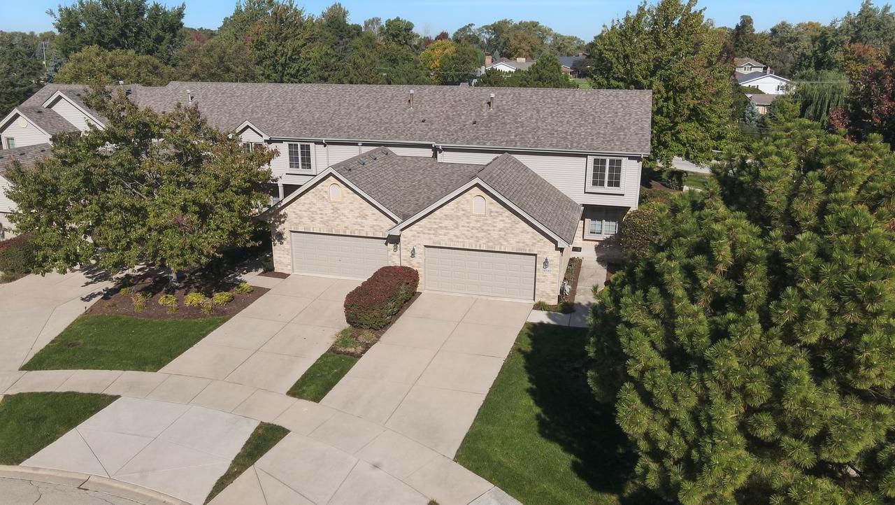 14567 Albany Ave., Lemont, IL 60439