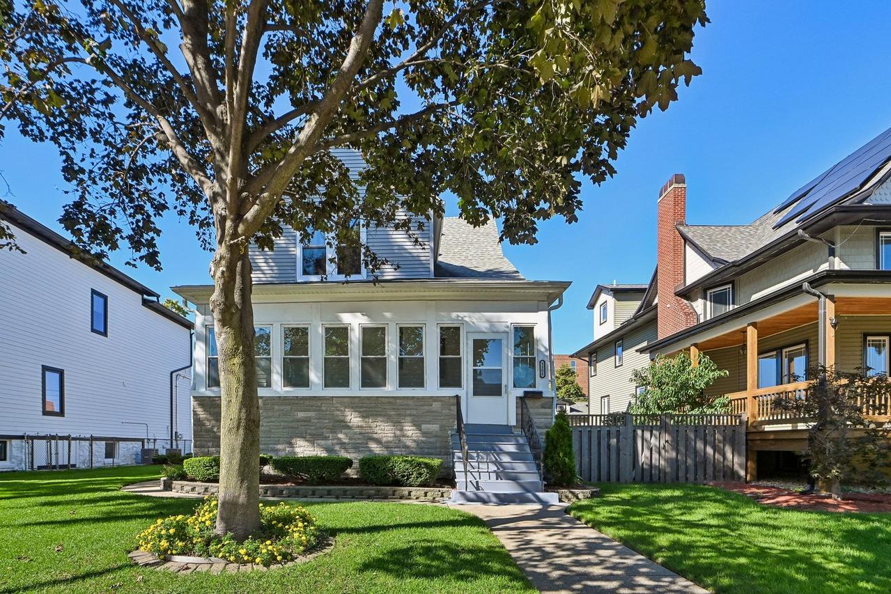 3308 Wesley Ave., Berwyn, IL 60402