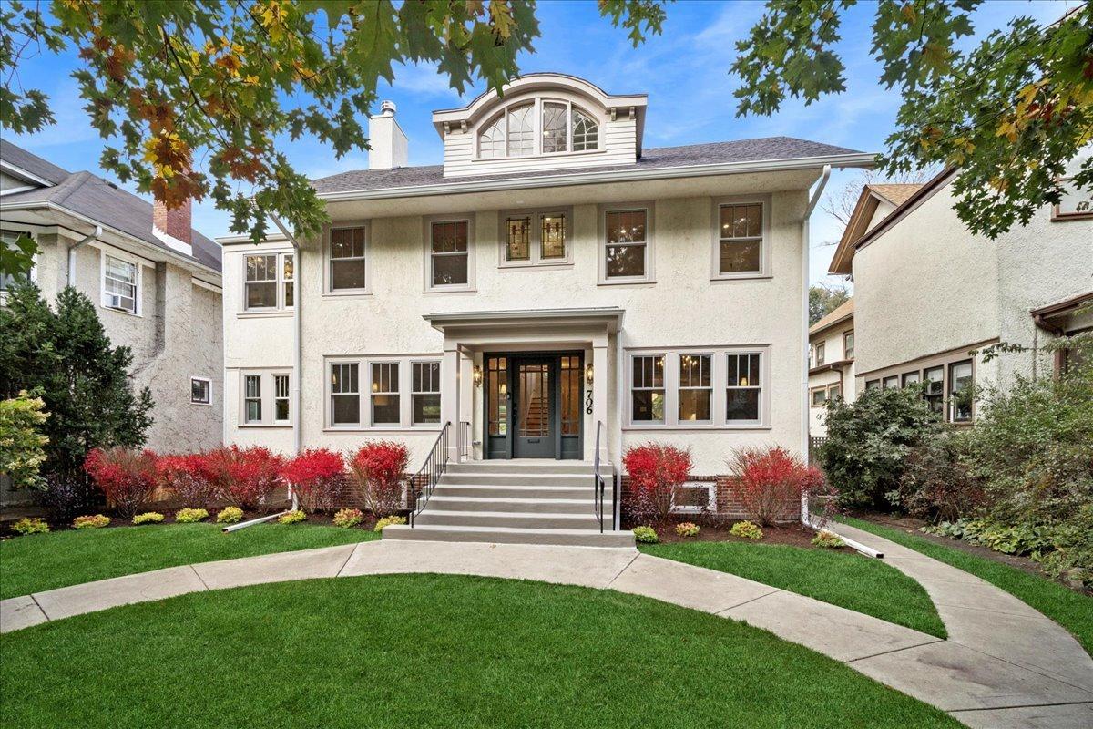 706 Forest Ave., Evanston, IL 60202