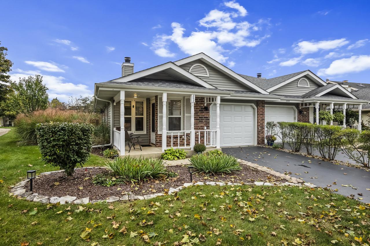 242 Pier Ave., Naperville, IL 60565