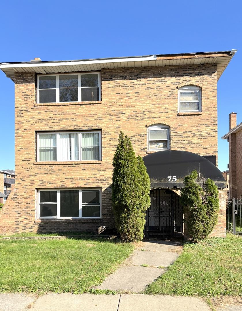 75 Paxton Ave., Calumet City, IL 60409