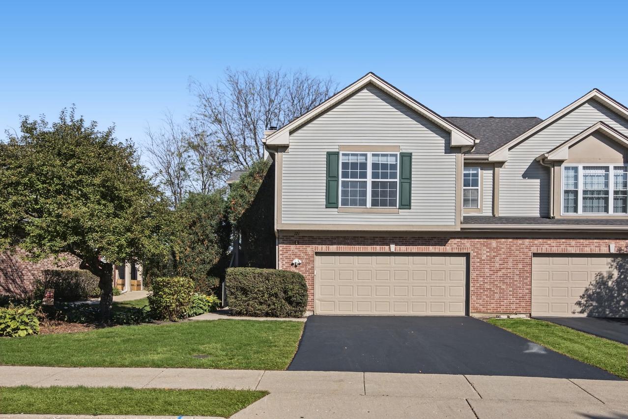 121 Commons Ct., Wheeling, IL 60090
