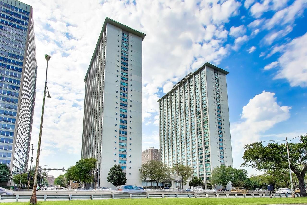 3600 N Lake Shore Dr. #616, Chicago, IL 60613