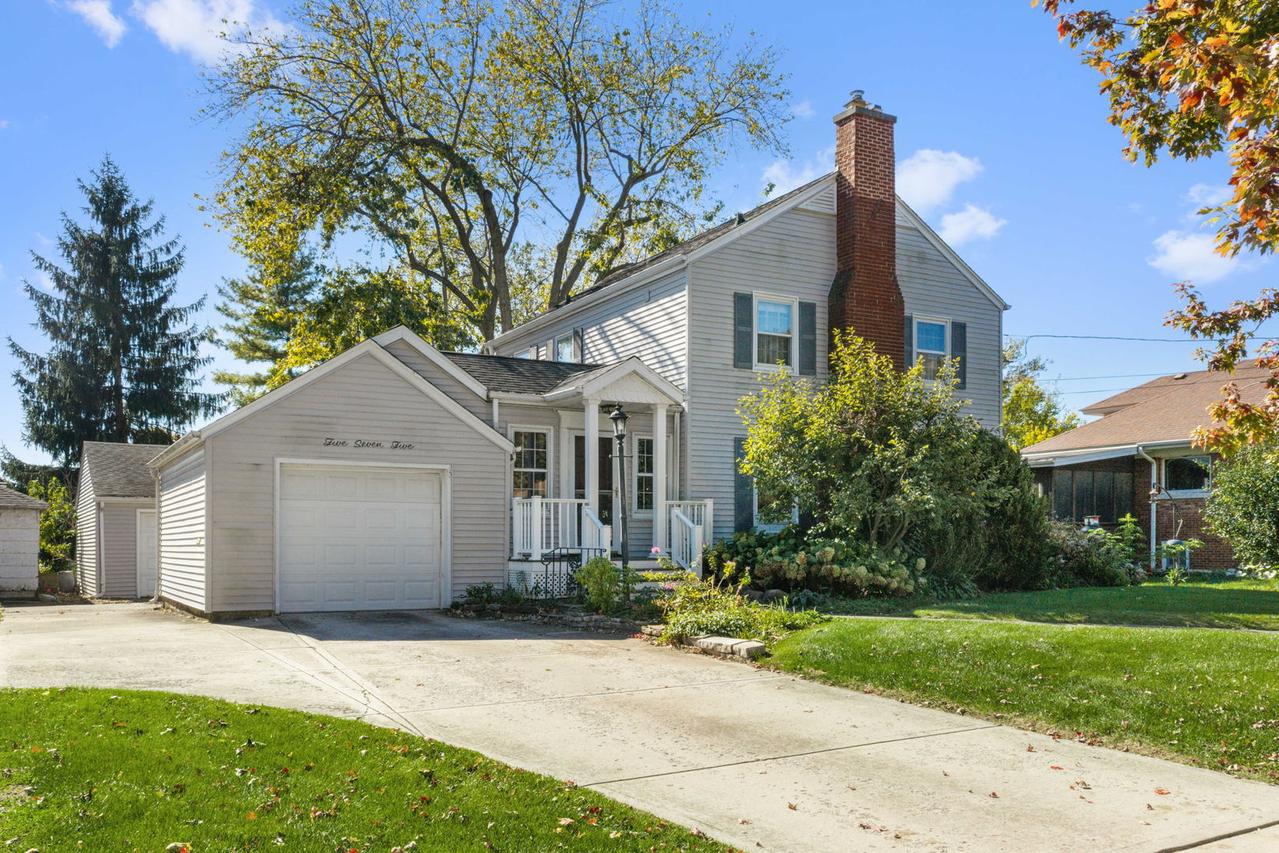 575 E 12th St., Lockport, IL 60441