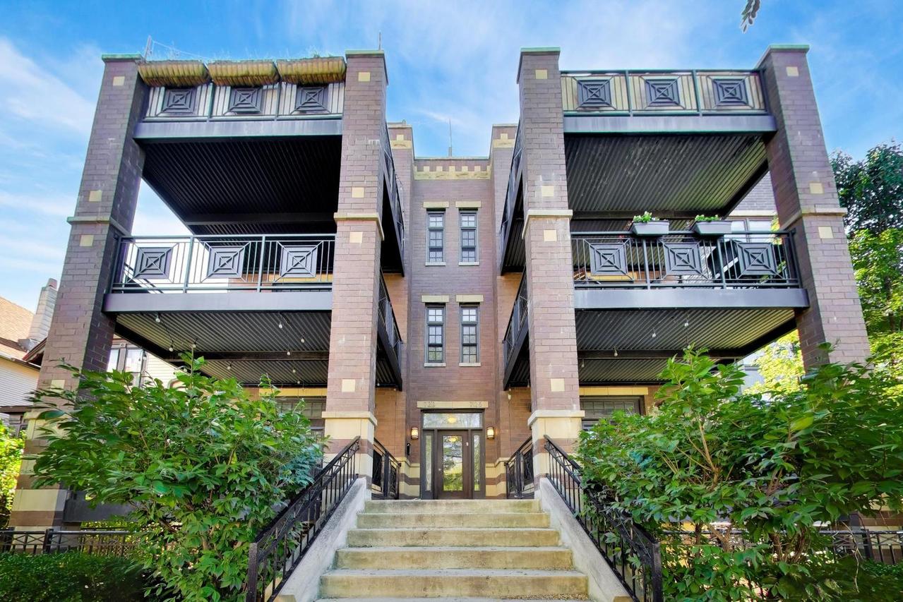 725 W Diversey Pkwy. #3W, Chicago, IL 60614
