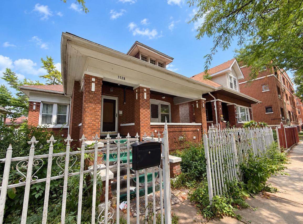 3328 W Marquette Rd., Chicago, IL 60629