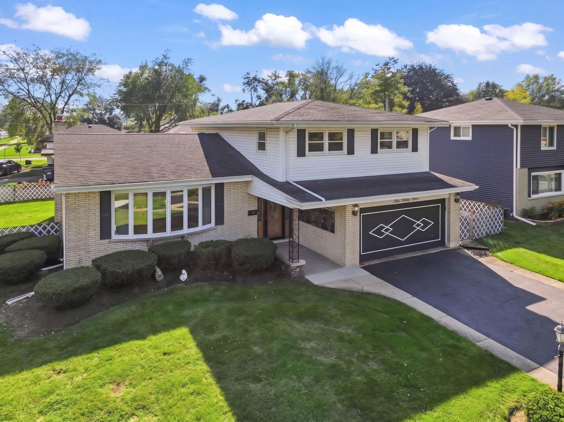433 Kinkaid Ct., Des Plaines, IL 60016