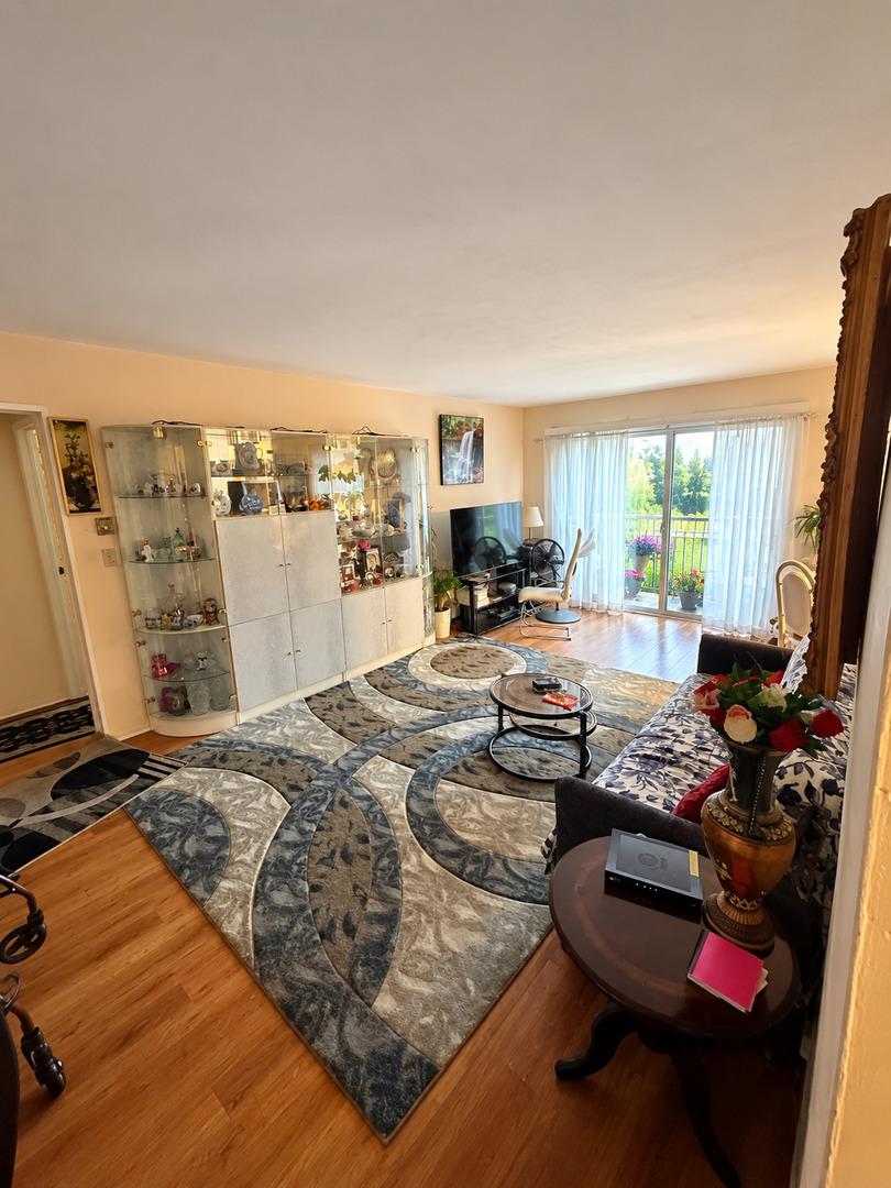 6 Villa Verde Dr. #314, Buffalo Grove, IL 60089