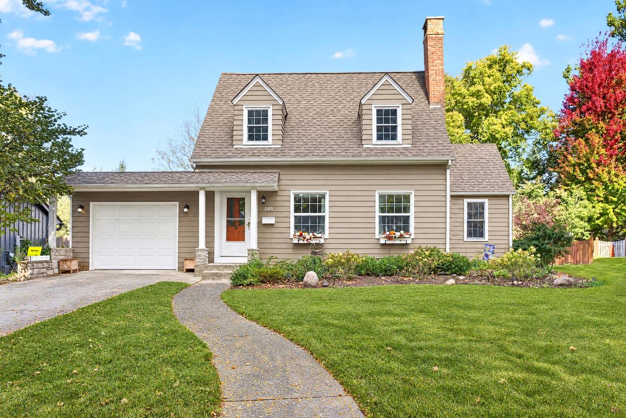 345 Rolfe Rd., Dekalb, IL 60115