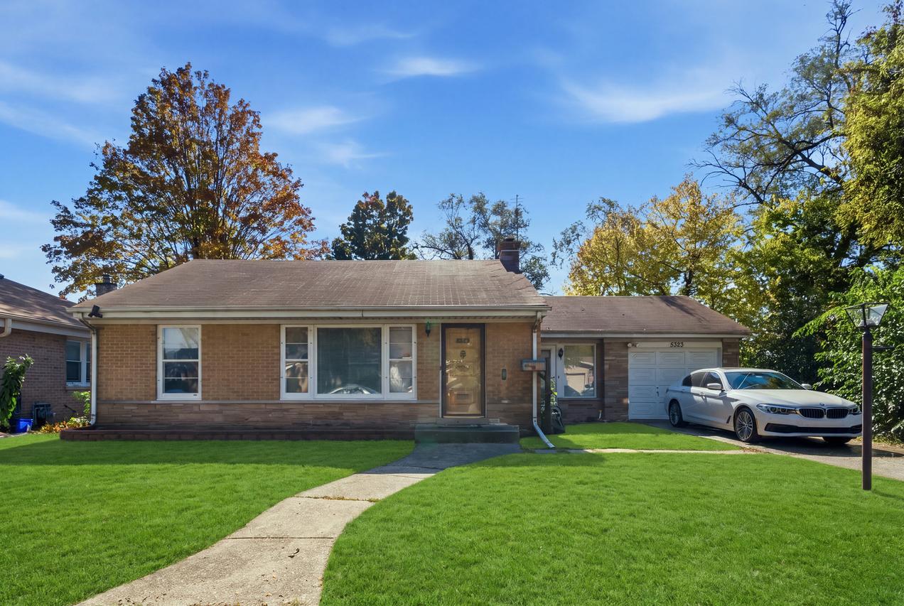 5323 Enfield Ave., Skokie, IL 60077