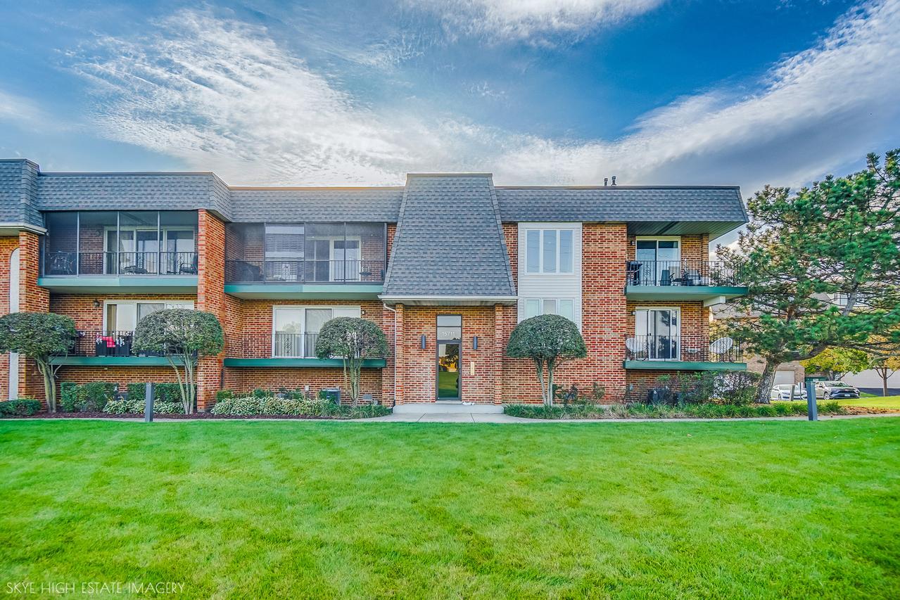 15711 S Sunset Ridge Ct. #1s, Orland Park, IL 60462