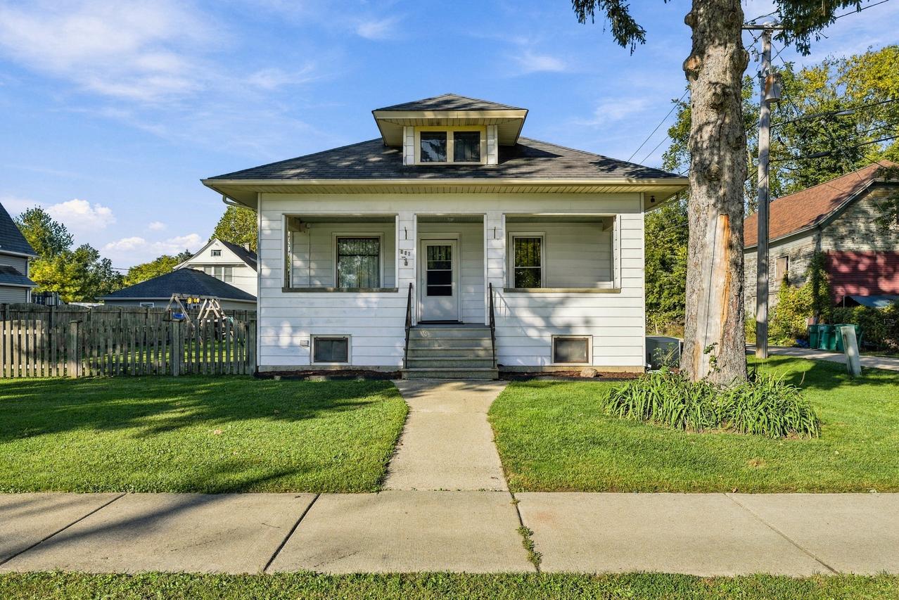 107 S Chicago Ave., Elwood, IL 60421
