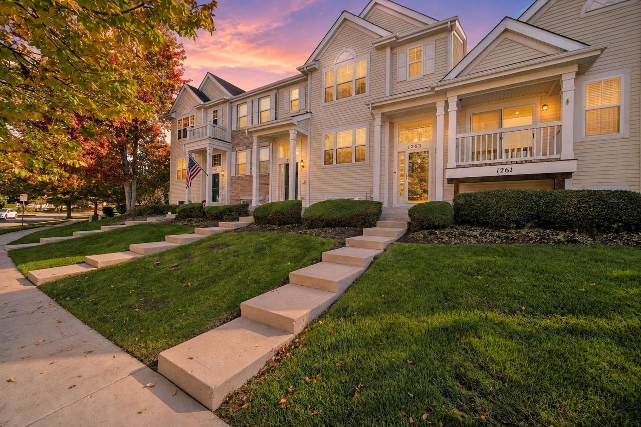 1263 Derry Ln., Pingree Grove, IL 60140