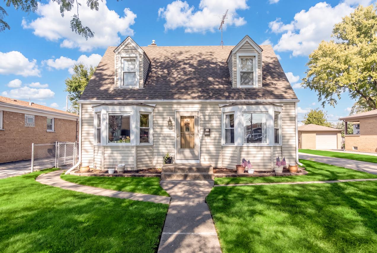 8316 W Oak Ave., Niles, IL 60714