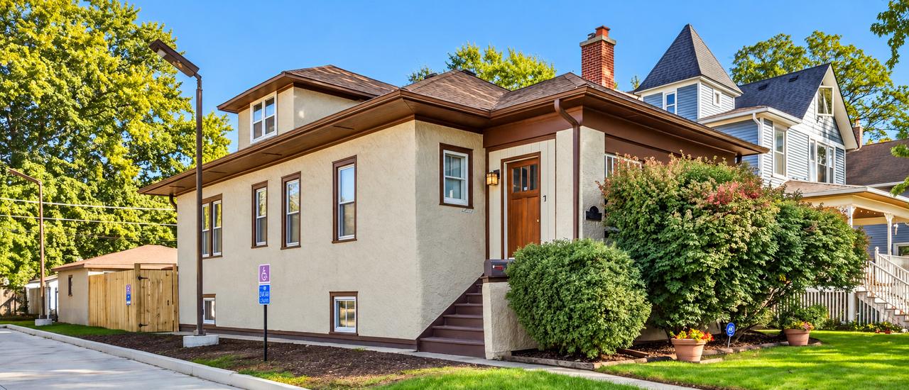 3313 Home Ave., Berwyn, IL 60402