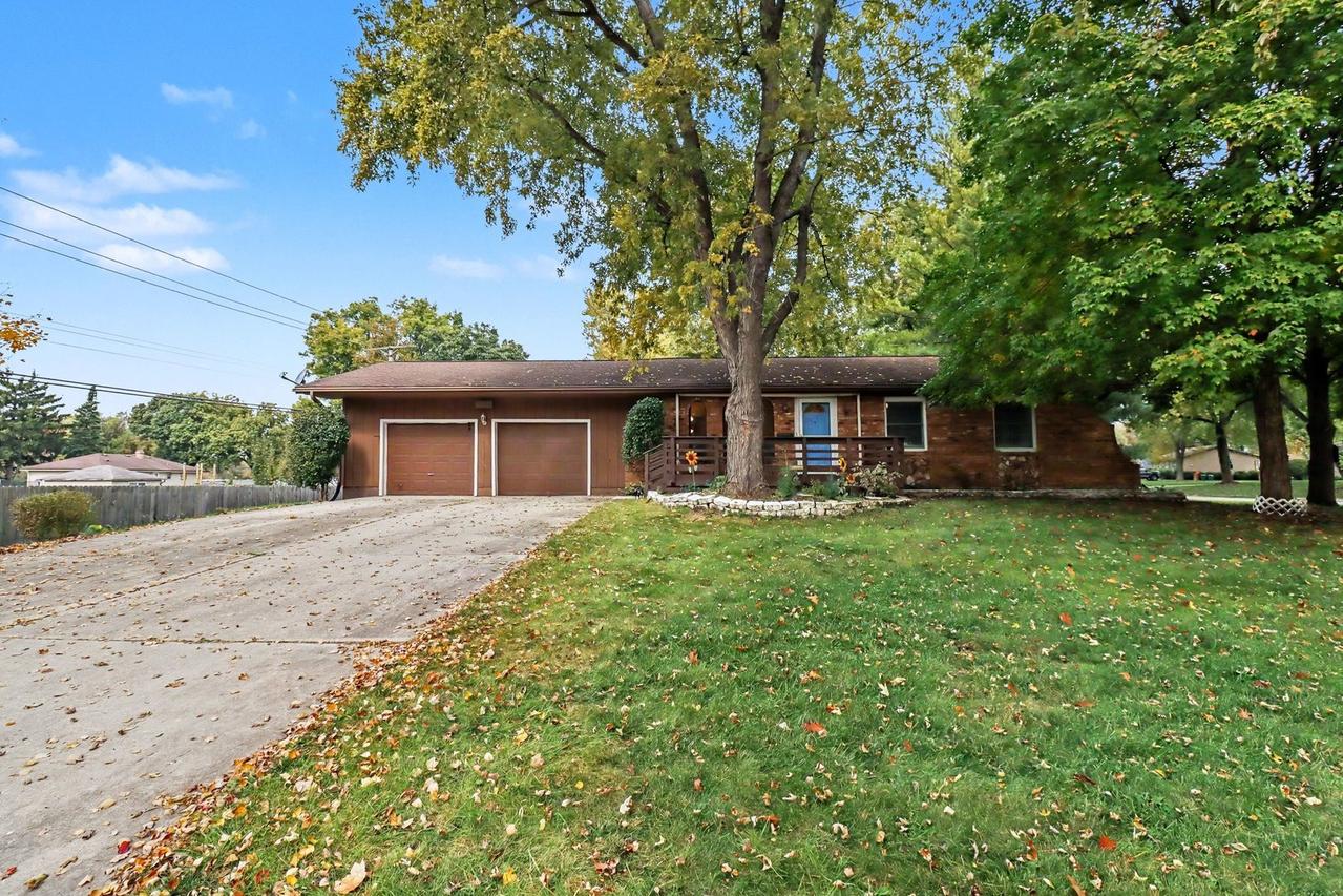 3050 76th St., Woodridge, IL 60517