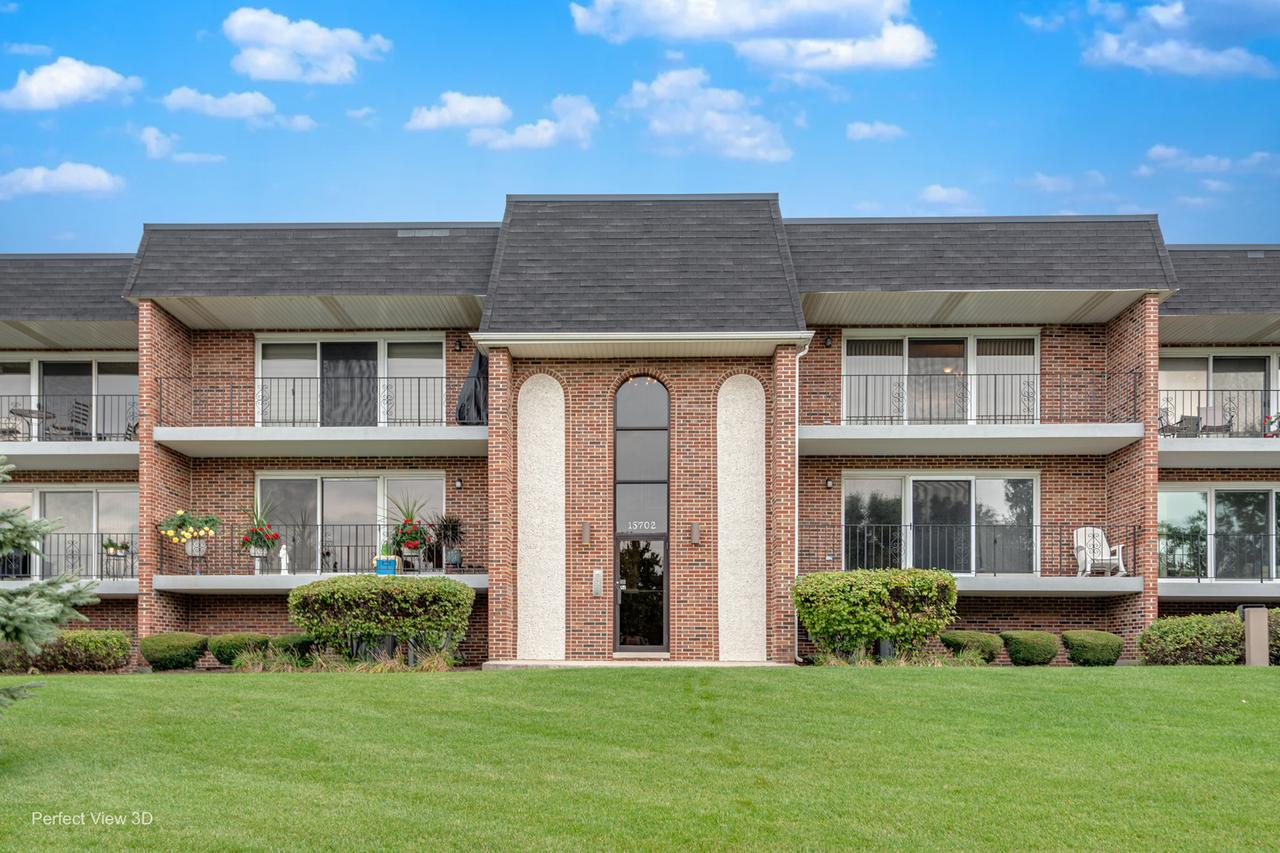 15702 Lake Hills Ct. #2S, Orland Park, IL 60462