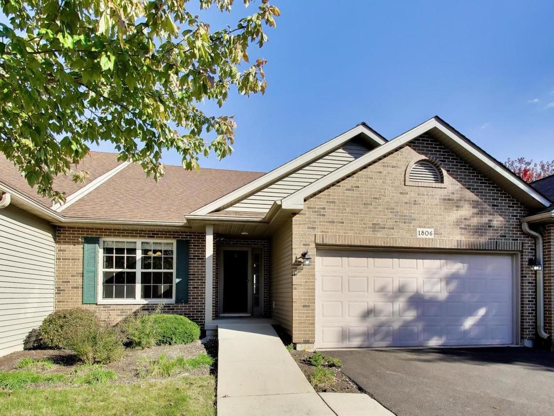 1806 Amelia Ct., Sycamore, IL 60178