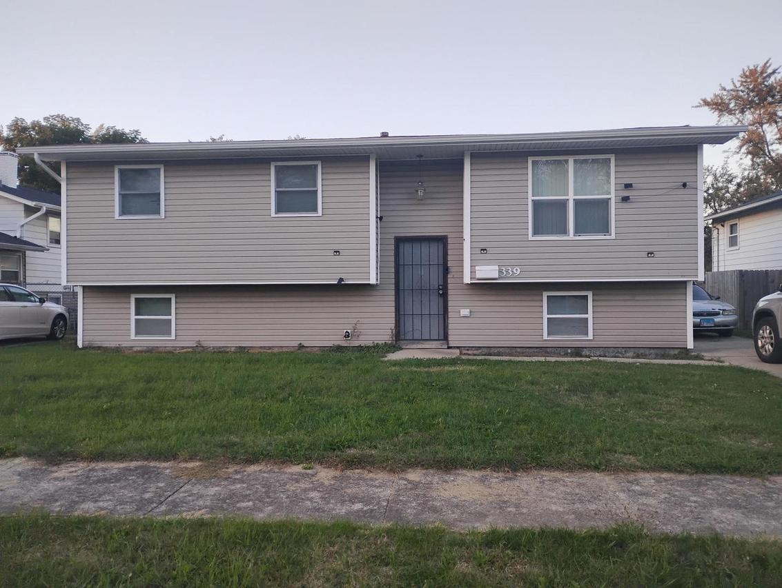 339 W 17th St., Chicago Heights, IL 60411