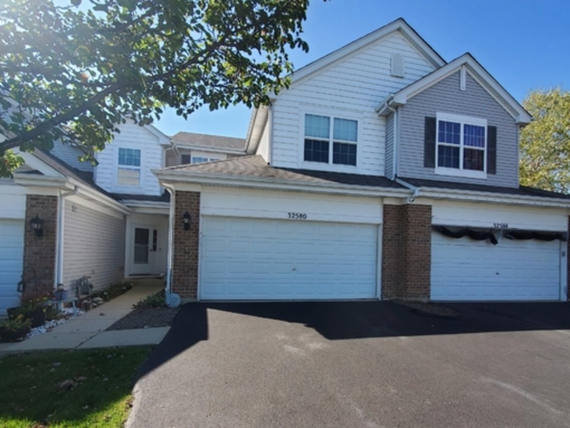 32580 N Four Seasons Blvd. #27-3, Lakemoor, IL 60051