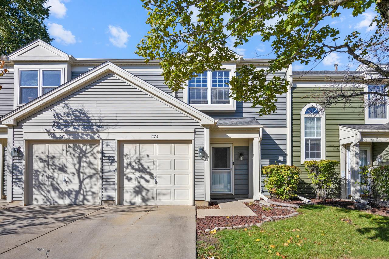 675 Waterford Dr., Hanover Park, IL 60133