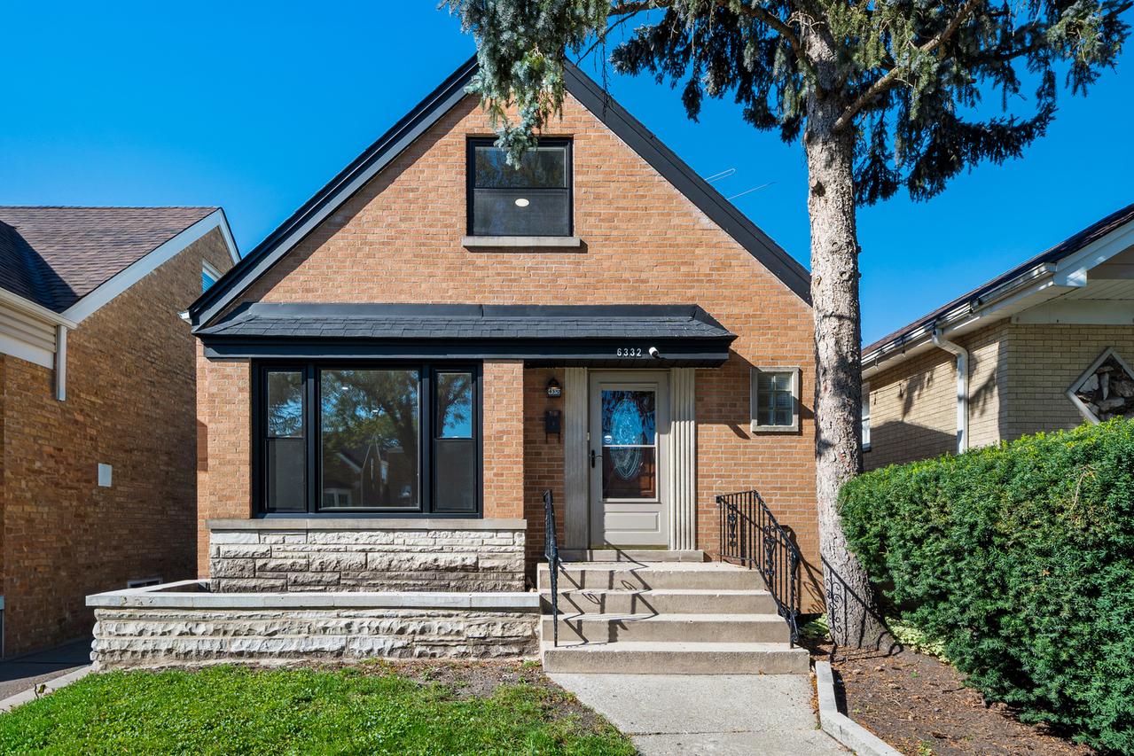 6332 N Mobile Ave., Chicago, IL 60646