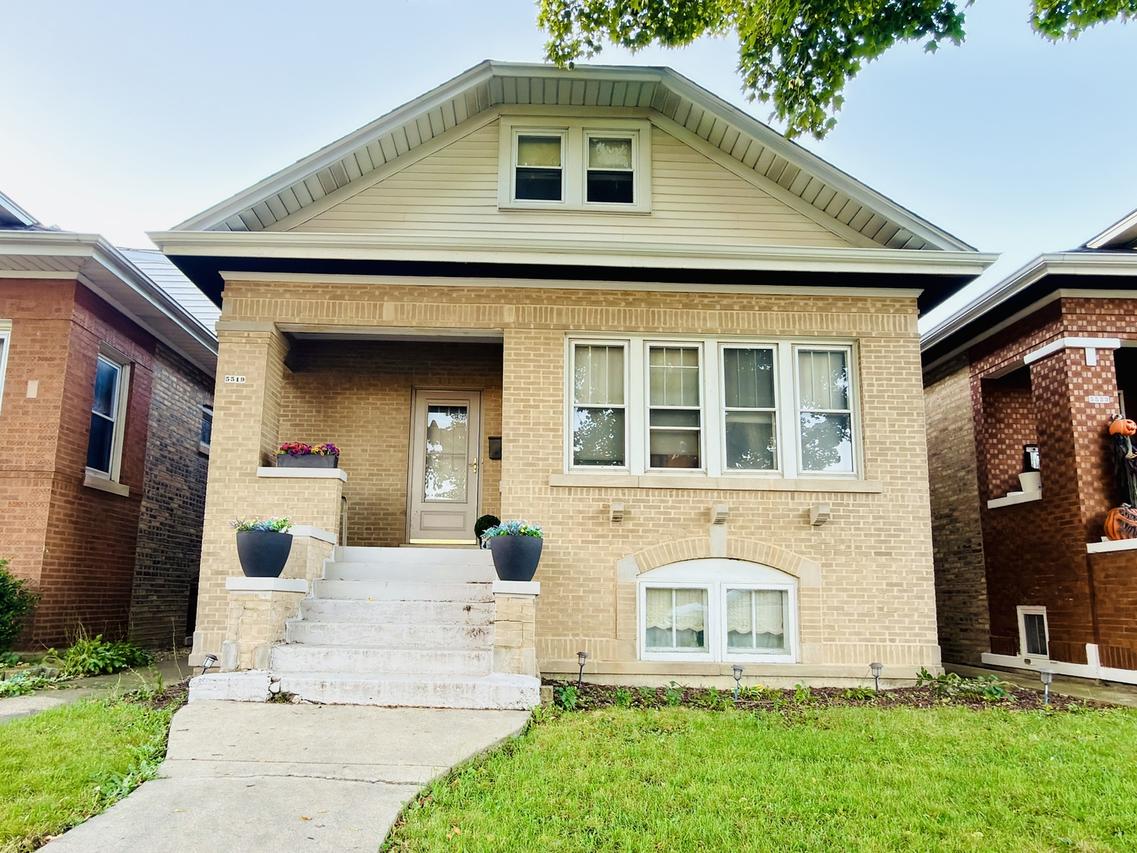 5519 W Roscoe St., Chicago, IL 60641