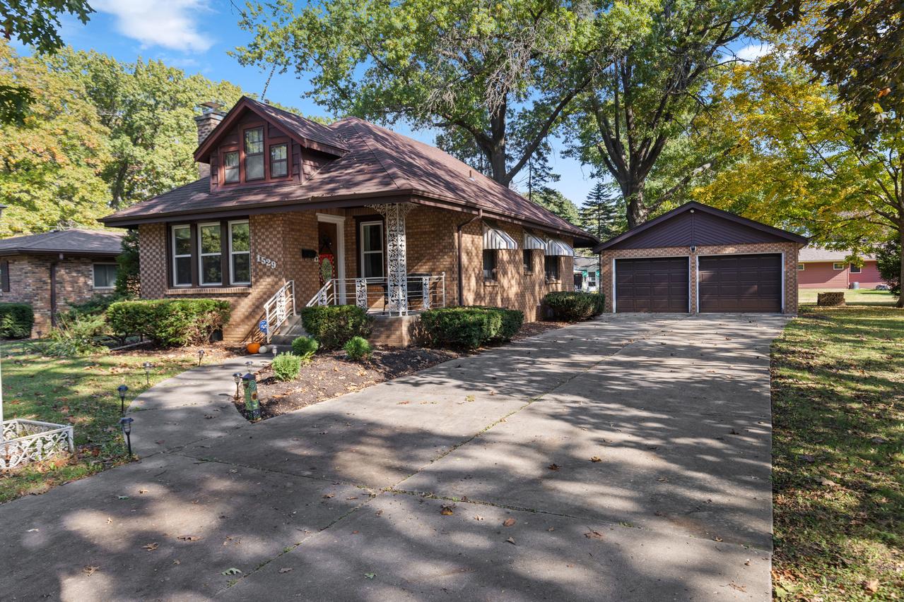 1529 Chelsea Ave., Rockford, IL 61107