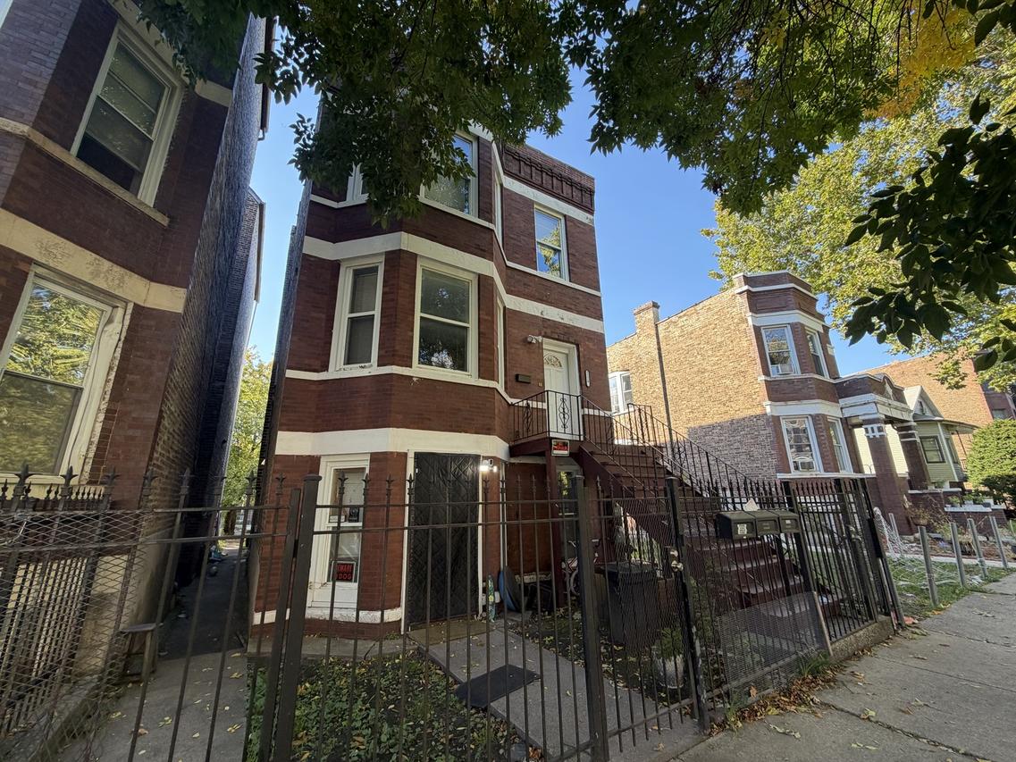 5224 S Paulina St., Chicago, IL 60609