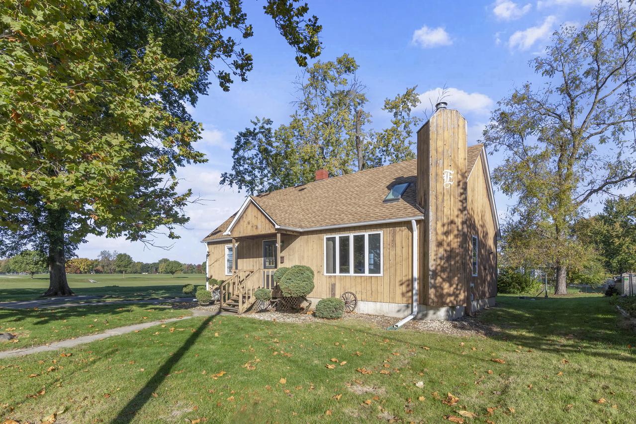 627 W 1st. St., Sandwich, IL 60548