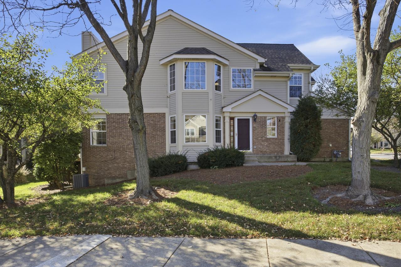 1751 Briggs Ct., Lisle, IL 60532
