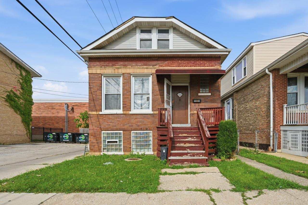 2530 S 58th Ct., Cicero, IL 60804