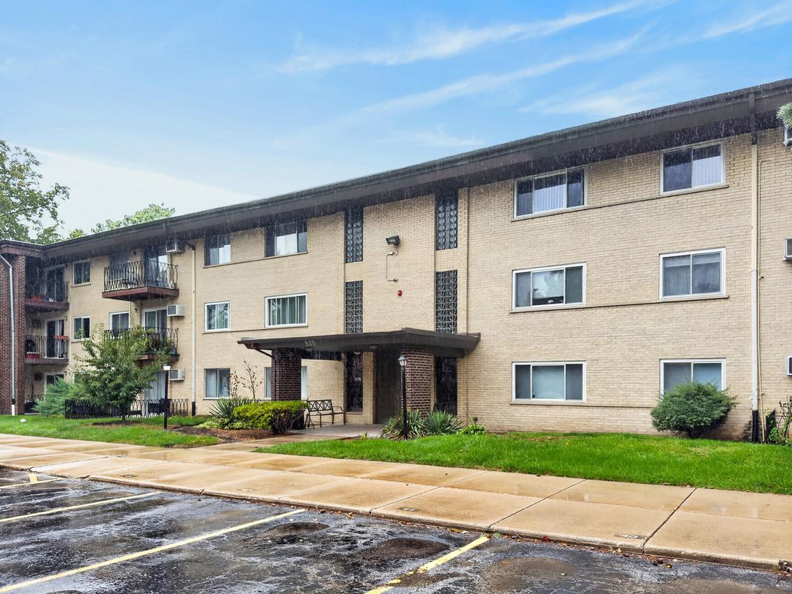 525 S Cleveland Ave. #103, Arlington Heights, IL 60005