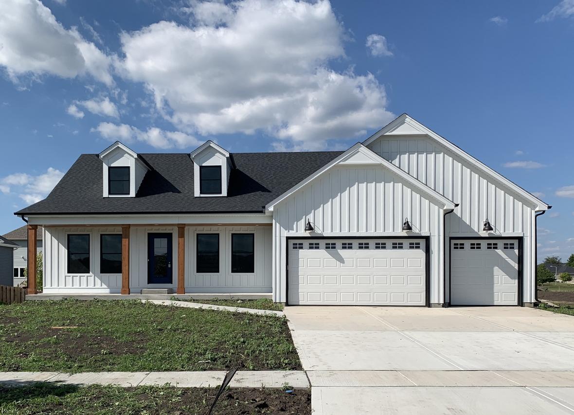 777 Dartmouth Ln., Oswego, IL 60543
