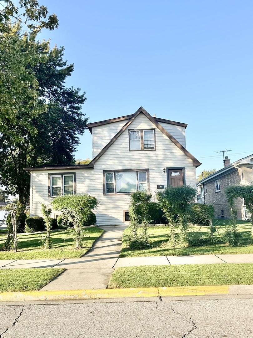 7458 W Winona St., Harwood Heights, IL 60706