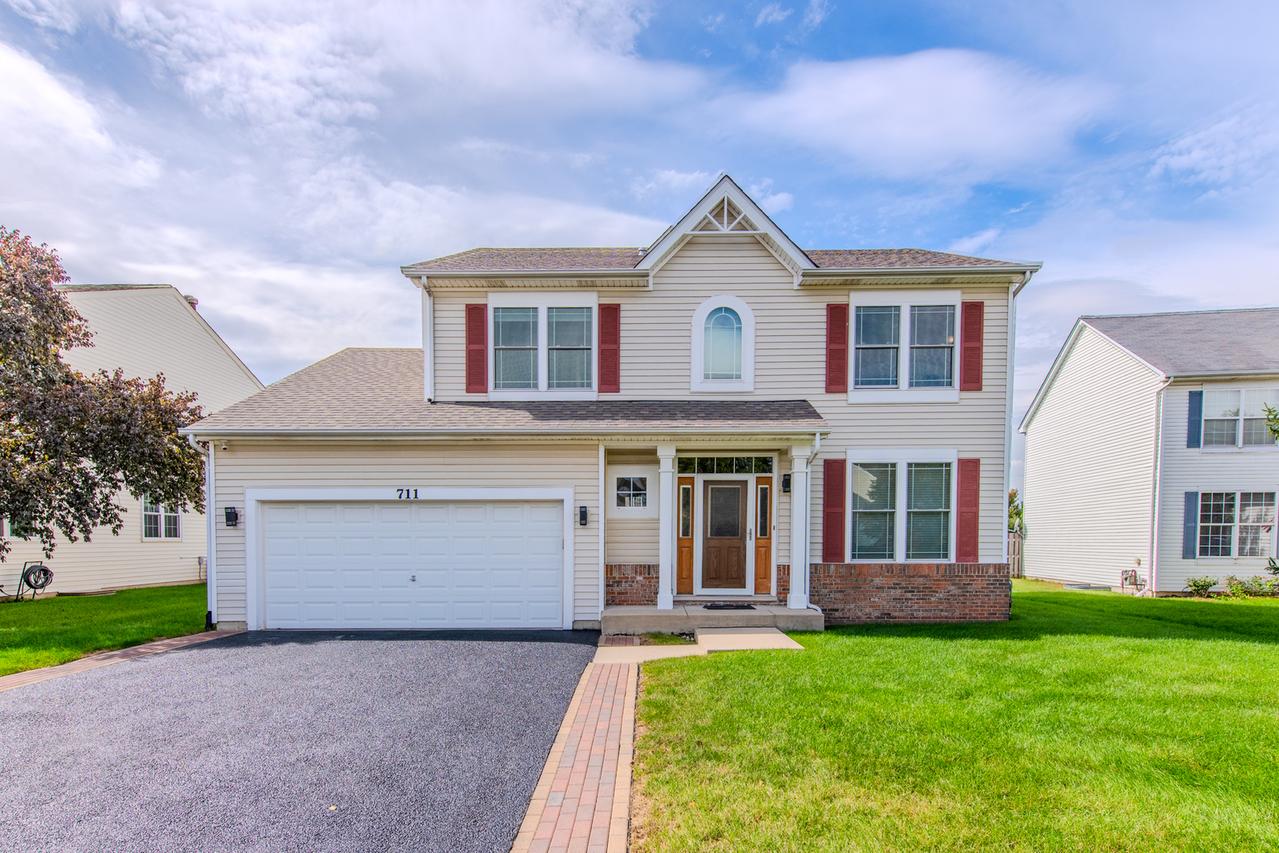 711 Silver Fox Dr., Joliet, IL 60431