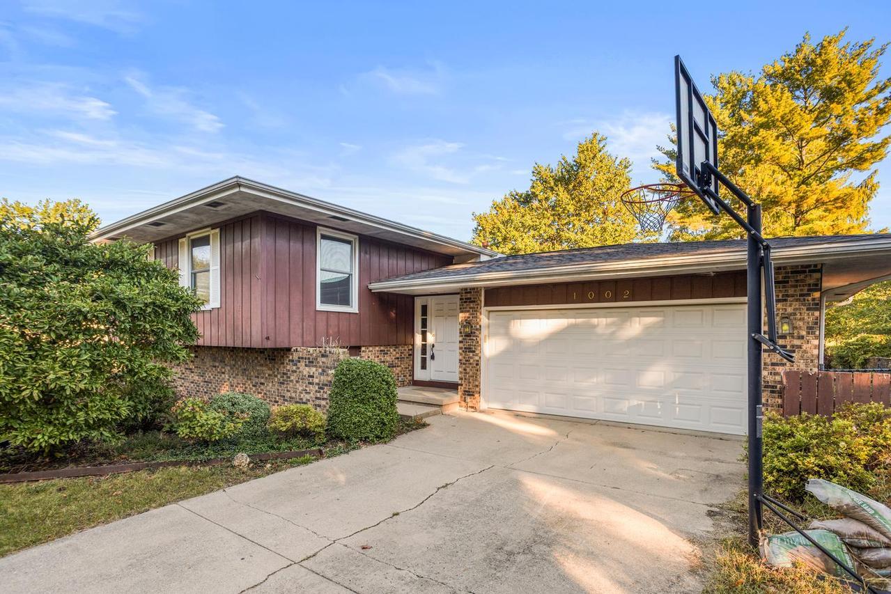1002 Shurts St., Urbana, IL 61801