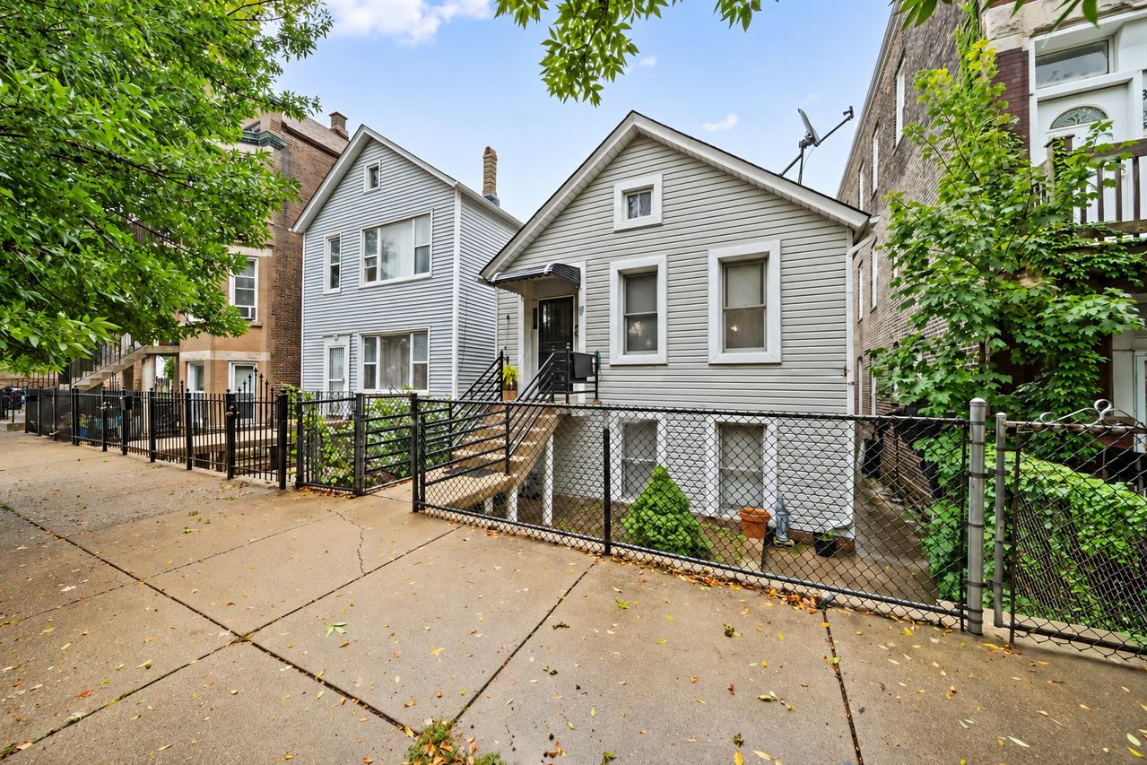 3123 S Throop St., Chicago, IL 60608