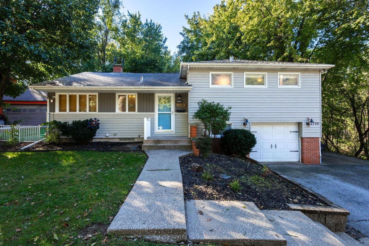 2720 31st Ave., Rock Island, IL 61201