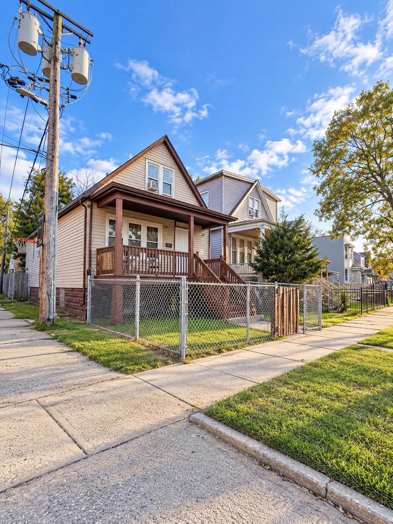 65 E 102nd Pl., Chicago, IL 60628