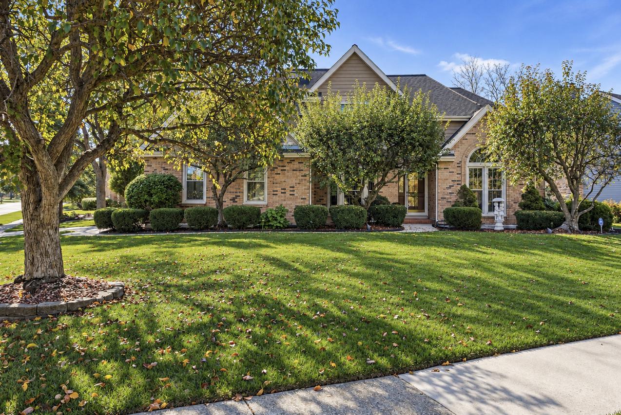 1N160 Partridge Dr., Wheaton, IL 60188